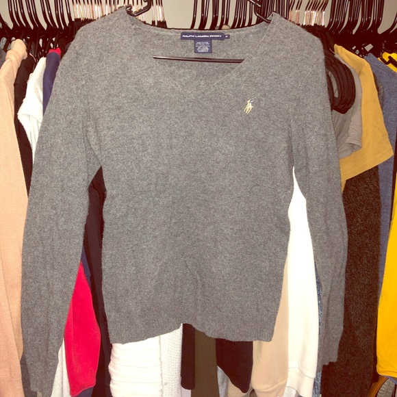 Ralph Lauren V-neck Wool Sweater - Picture 1 of 3